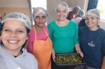 Os Cursos O Uso do Amendoim na Gastronomia e Alimentação Saudável e Nutrição.  Formam  suas primeiras turmas em Flora Rica