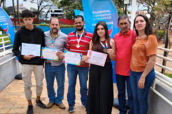 Alunos da EE. Guilherme Buzinaro são destaques em premiação estadual