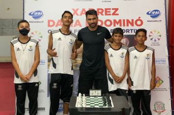 Atletas Florarriquenses participam de Torneios de Xadrez em Adamantina