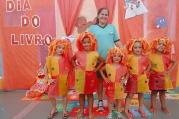 Escola Infantil celebra o Dia do Livro com atividades lúdicas e apresentações