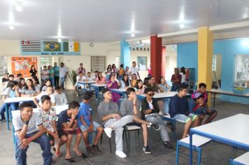 3 de fevereiro, marcou o retorno das aulas nas escolas Armando Lopes Moreno e Guilherme Buzinaro.