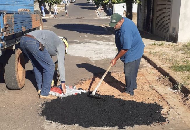 Operação Tapa Buracos segue garantindo mais acessibilidade nas vias urbanas