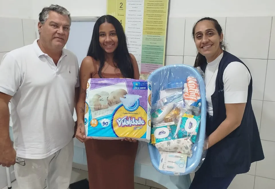 Cuidado com as gestantes são reforçados e mais kits de enxoval são entregues neste mês