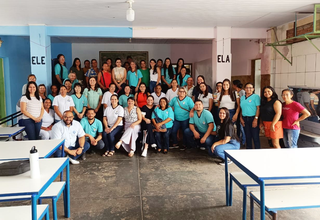 Workshop sobre Inteligência Emocional promovido pela Secretaria de Educação é destaque no jornal Folha Regional
