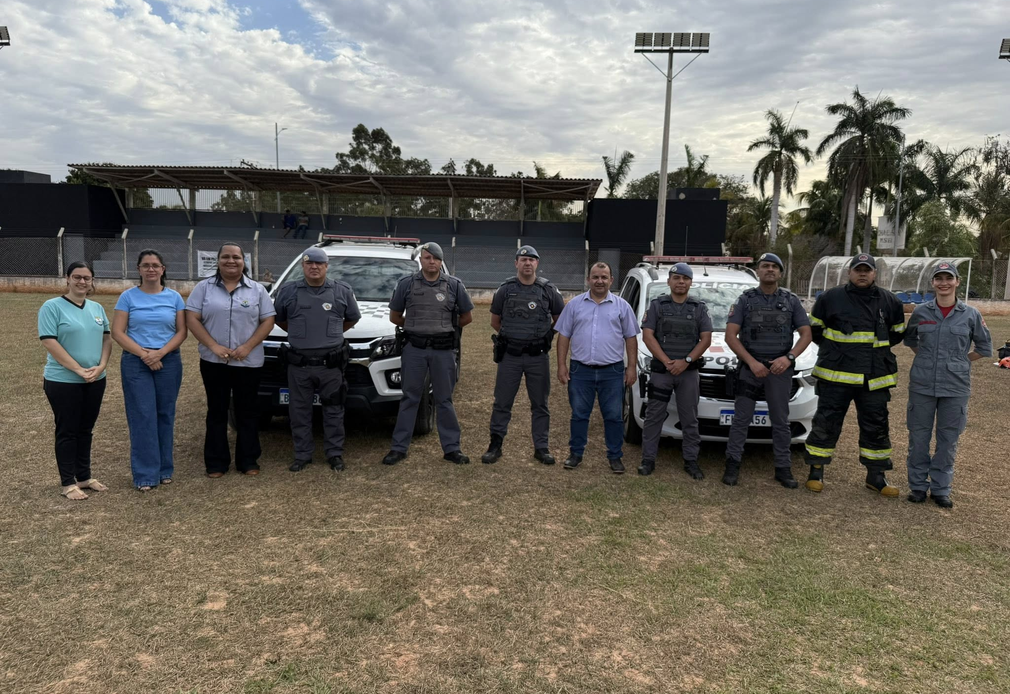 Flora Rica celebra o Dia do Soldado com evento especial para alunos da rede municipal