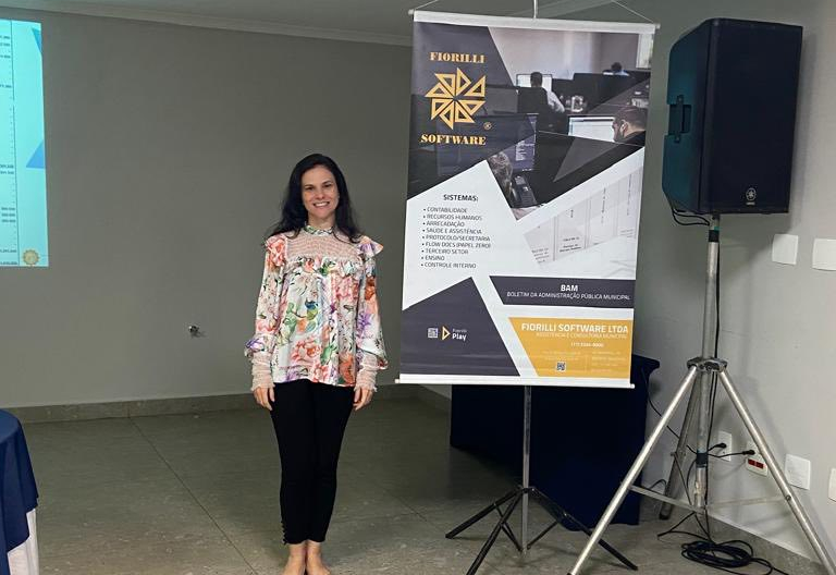 Controladora Interna participa de capacitação sobre interpretação de relatórios contábeis