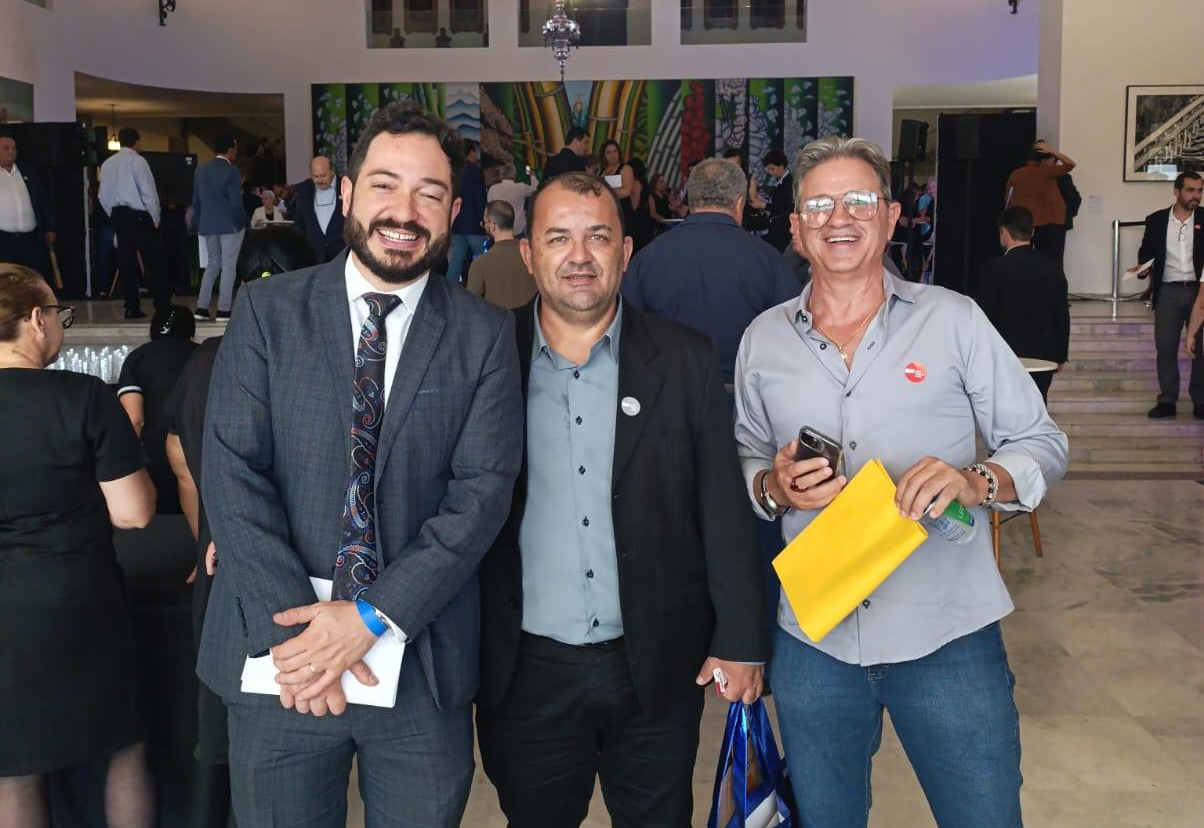 Prefeito Fabinho participa de encontro com o governador e secretários no Palácio dos Bandeirantes