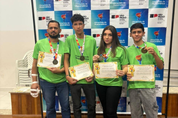 Orgulho para Flora Rica: Alunos conquistam medalha de ouro na Olimpíada de Matemática
