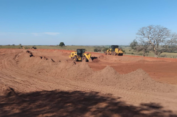Prefeitura inicia melhorias na estrada FR-11 em parceria com a Usina Alto Alegre