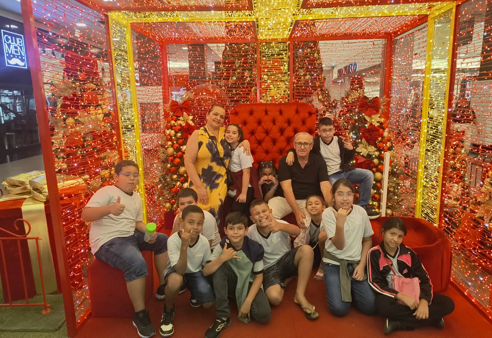 Educação Municipal promove passeio especial de final de ano aos alunos